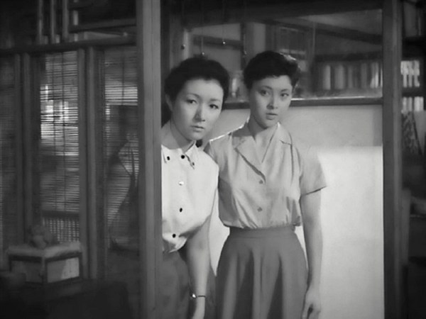 Au gré du courant, Mikio Naruse (1956)&nbsp;Nagareru