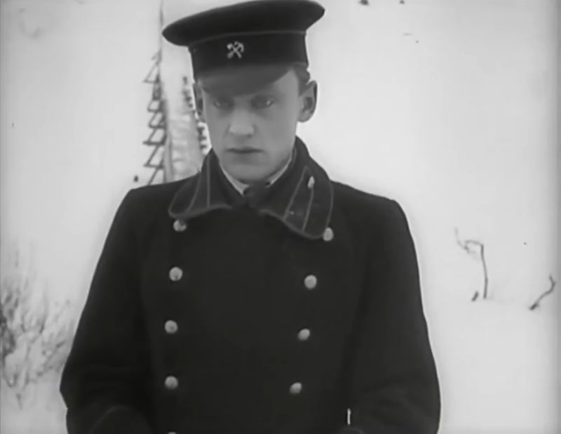 La Jeune Fille au carton à chapeau, Boris Barnet 1927 Devushka s korobkoy Mezhrabpom-Rus (15)_saveur